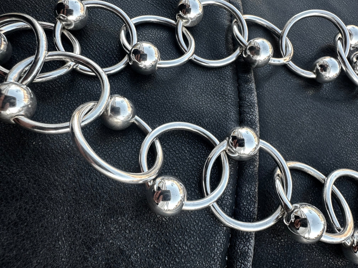 BRIDLED BRACELET