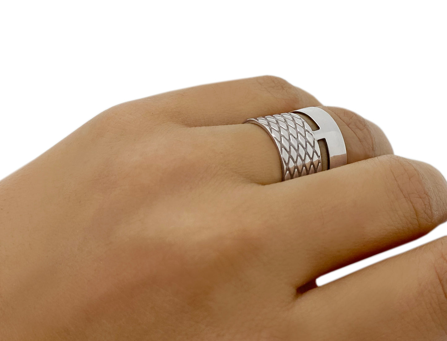 Brooklyn Cut-out Ring